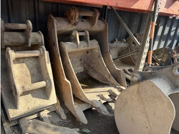 Excavator bucket