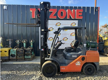 LPG forklift Toyota Tonero 35 à 19900 Euros HT: picture 4