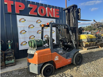 LPG forklift Toyota Tonero 35 à 19900 Euros HT: picture 5