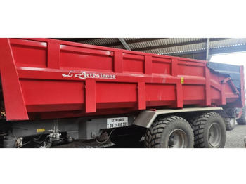 Farm trailer