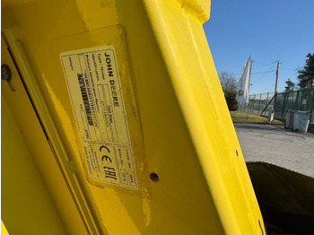 Forage harvester JOHN DEERE 8500: picture 5