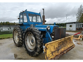 Farm tractor Ford County 754 Super 4 - VIDEO: picture 2