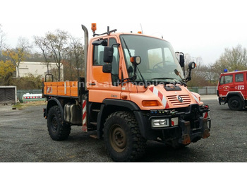 Lease a Mercedes-Benz Unimog U 300 Kipper Zugmaschine Kommunalhydraulik U 500 400 U 300 Kipper Zugmaschine Kommunalhydraulik U 500 400 Mercedes-Benz Unimog U 300 Kipper Zugmaschine Kommunalhydraulik U 500 400 U 300 Kipper Zugmaschine Kommunalhydraulik U 500 400: picture 2 Lease a Mercedes-Benz Unimog U 300 Kipper Zugmaschine Kommunalhydraulik U 500 400 U 300 Kipper Zugmaschine Kommunalhydraulik U 500 400 Mercedes-Benz Unimog U 300 Kipper Zugmaschine Kommunalhydraulik U 500 400 U 300 Kipper Zugmaschine Kommunalhydraulik U 500 400: picture 2