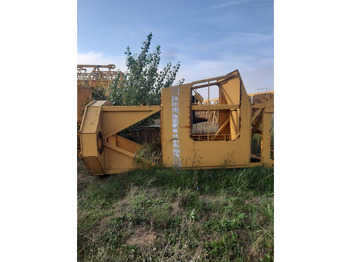 Cab and interior LIEBHERR