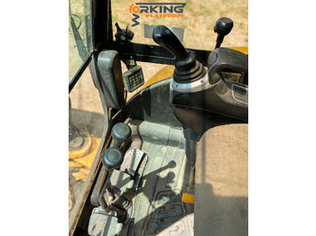 Mini excavator JCB 8030 ZTS: picture 5