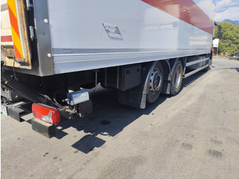 Box truck IVECO STRALIS AD 260S31 XP: picture 3