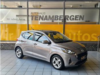 Car HYUNDAI