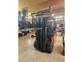 Electric forklift LINDE E