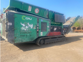 Industrial waste shredder