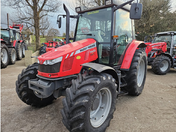 Farm tractor 2013 MF 5440 4wd tractor, Very Nice.: picture 2