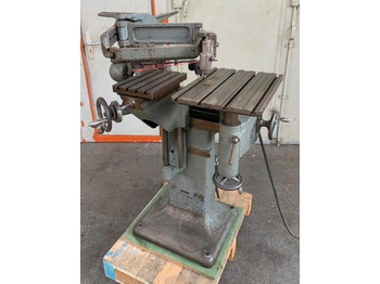 Milling machine