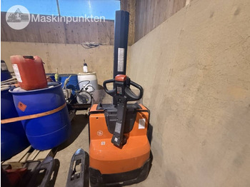 Electric forklift TOYOTA