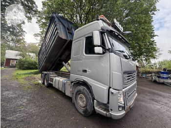 Hook lift truck VOLVO FH16 660