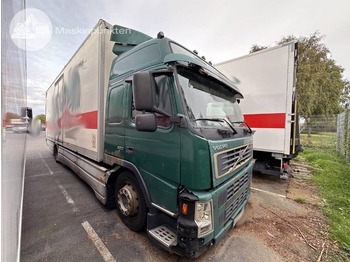 Box truck VOLVO FM9 300