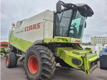 Combine harvester CLAAS Lexion