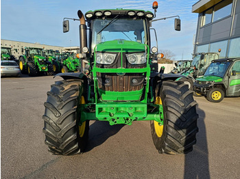 Farm tractor John Deere 6140R: picture 2
