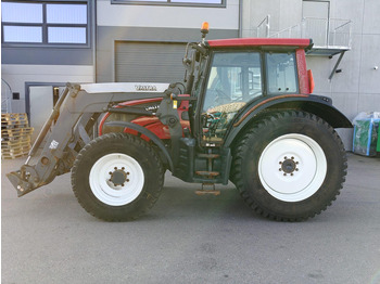 Farm tractor Valtra N101: picture 2