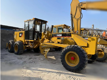 Grader CATERPILLAR 140H
