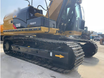 Crawler excavator CATERPILLAR 320D: picture 5