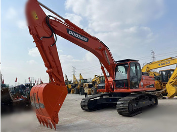 Crawler excavator DOOSAN DX300 LC-9C: picture 2
