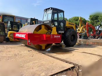 Compactor DYNAPAC