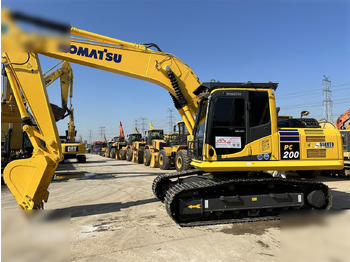 Crawler excavator KOMATSU PC200-8
