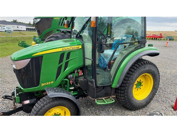 Farm tractor JOHN DEERE 3R Series