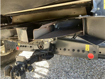 Combine harvester New Holland CX 8080 SLH: picture 5