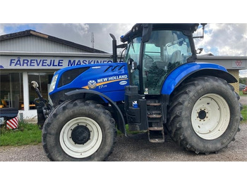 Farm tractor NEW HOLLAND T7