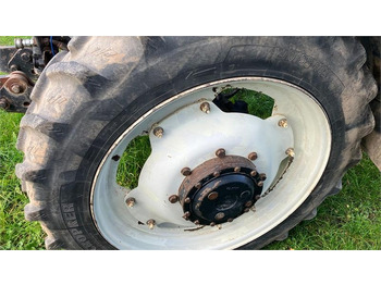 Tire for Agricultural machinery Taurus 270/95R32 - 300/95R46: picture 3 Tire for Agricultural machinery Taurus 270/95R32 - 300/95R46: picture 3