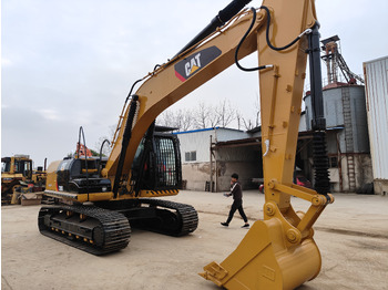 Crawler excavator CATERPILLAR 320D