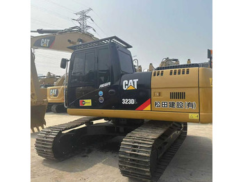 Excavator CATERPILLAR 320