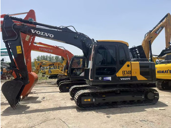 Crawler excavator VOLVO EC140: picture 2