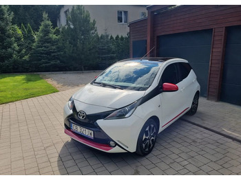 Car TOYOTA