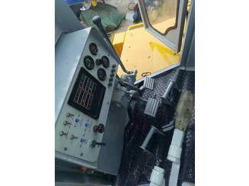 Bulldozer CAT D8R 90% New Bulldozer, Powerful, Low Price, and Very Good Quality: picture 3