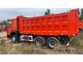 Curtainsider truck SINOTRUK HOWO