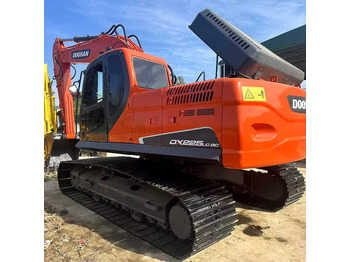 Crawler excavator DOOSAN DX225