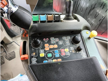 Farm tractor Case Optum 270: picture 5