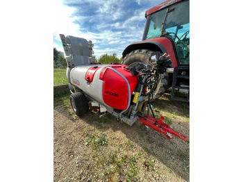 Fertilizing equipment