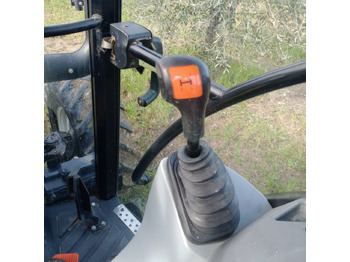 Farm tractor New Holland T 4.55: picture 4