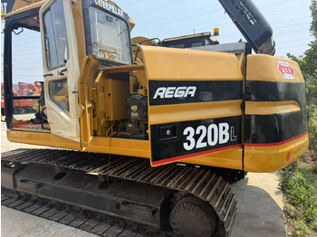 Crawler excavator CATERPILLAR 320B