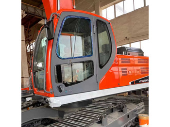 Crawler excavator DOOSAN DX260