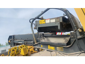 Crusher KOMATSU BR380JG-1E0: picture 4