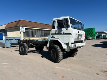 Cab chassis truck IVECO 100 4X4 BALESTRATO ANTERIORE E POSTERIO: picture 3