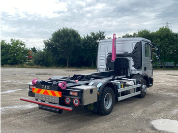 Hook lift truck MAN TGM 12.220: picture 5 Hook lift truck MAN TGM 12.220: picture 5