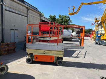 Scissor lift JLG 1930ES: picture 2