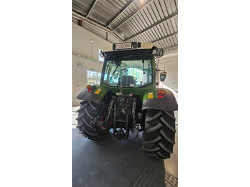 Farm tractor FENDT 211S VARIO: picture 2