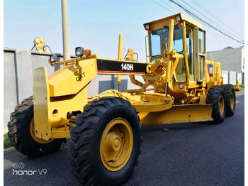 Grader CATERPILLAR 140H