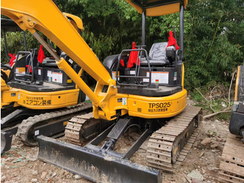 Crawler excavator KOMATSU PC35