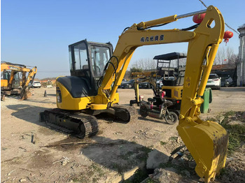 Crawler excavator KOMATSU PC40